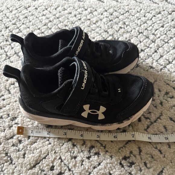 Under Armour Kids' Assert 9 Alternate Closure Sneaker Black Size 11.5 - Picture 9 of 10